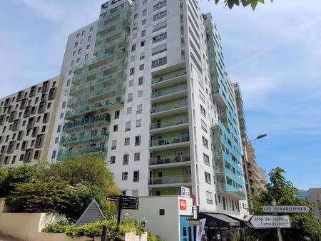 studio courbevoie 28,46 m²