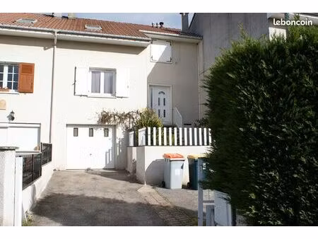 pavillon 4 pièces 90 m²