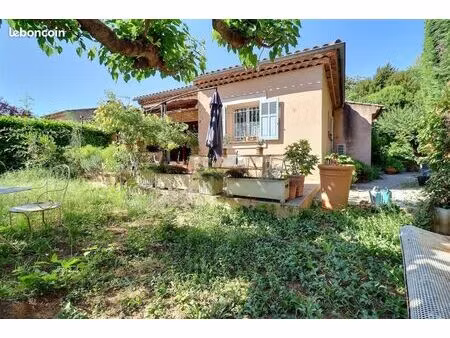 villa 5 pièces 152 m²