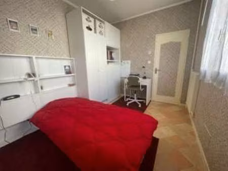location appartement 2 pièces meublé à tours (37000) : à louer 2 pièces meublé / 33m² tour