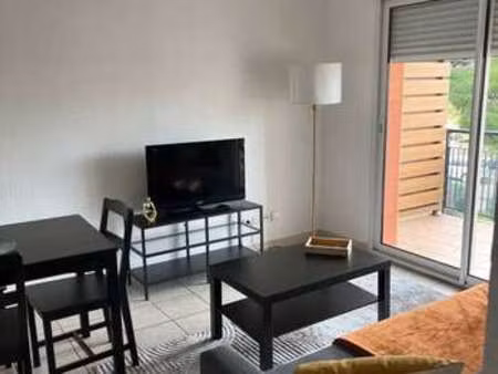 location appartement 2 pièces meublé à béziers (34500) : à louer 2 pièces meublé / 40m² bé