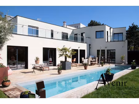 maison exceptionnelle de 280 m2 !!! 5 chambres - vaise