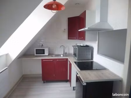 studio 1 pièce 27 m²