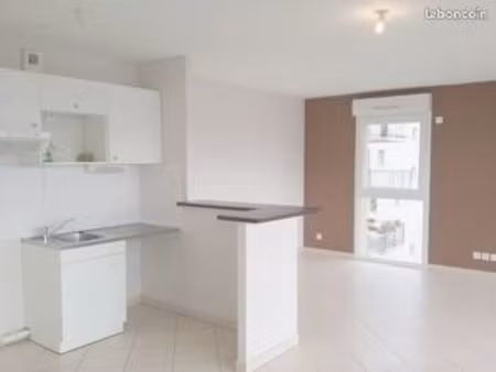 appartement 3 pièces 64 m²