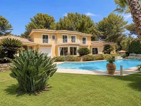 mougins propriété 500 m2 m2 domaine fermé