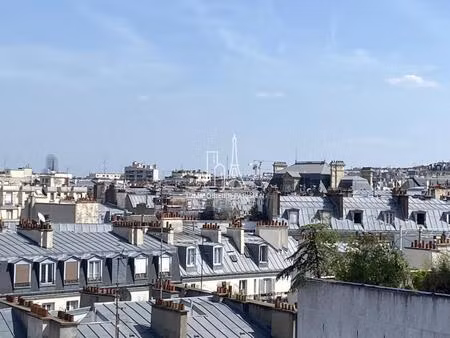 rue du poteau : studio avec superbe vue