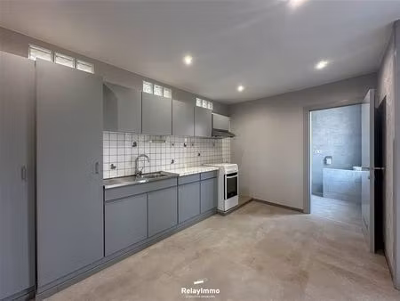 appartement à louer à rue des augustins 41 tournai (vbe40096)
