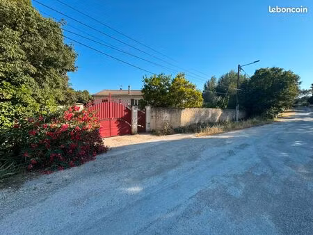 langlade – villa 250 m², 5 chambres, piscine, pool house, terrain 2500 m²