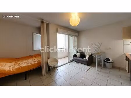 studio 1 pièce 25 m²