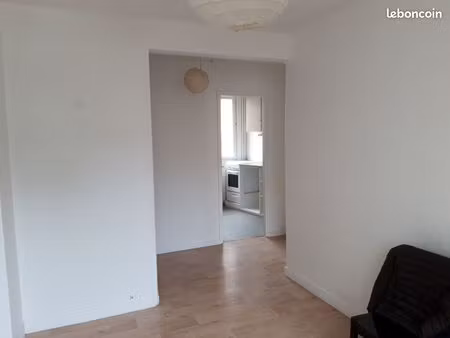 location appartement paris 15e arrondissement. 1 pièce principale. 1 chambre. 1 cuisine. 1
