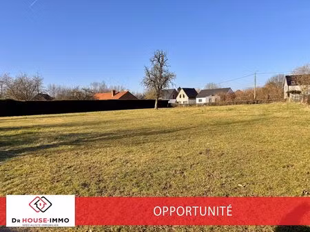 terrain constructible de 2752m² à la longueville
