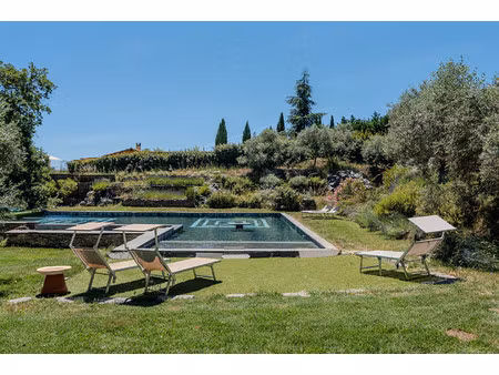 maison de luxe à vendre à roussillon