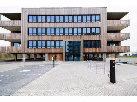 unique dans le bw | bâtiment bureaux neuf - durable - passif