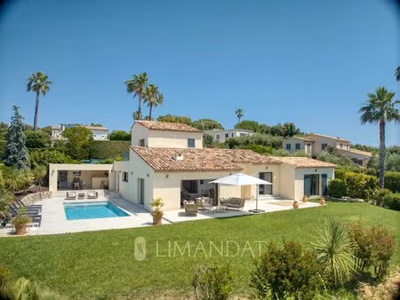 exclusivité - domaine privé, valbonne - villa 4 chambres - piscine