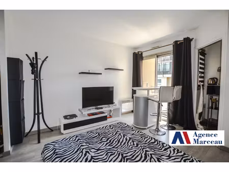 studio meublé à louer à courbevoie
