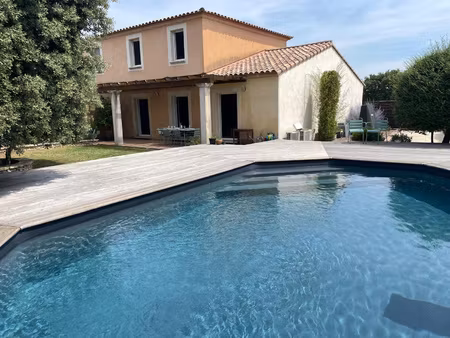 nîmes, hauts de nîmes, villa t4 meublée avec piscine et gara