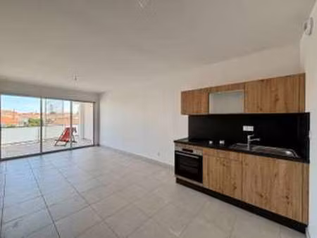 location appartement 2 pièces à saint-gilles-croix-de-vie croix de vie (85800) : à louer 2
