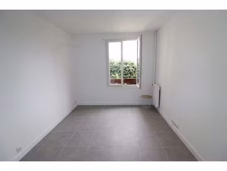 très joli studio