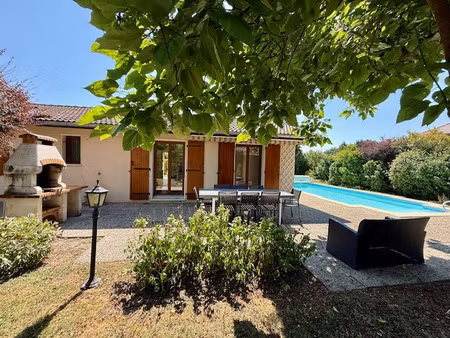 a louer à ornex, villa plain pied t4 100m2 avec piscine, gar