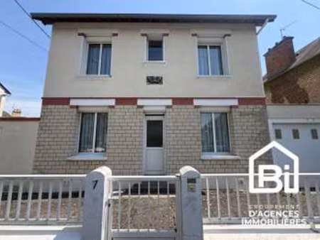 vente maison à caen (14000) : à vendre / 89m² caen