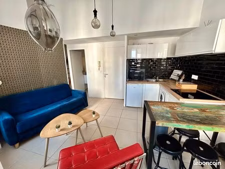 t3, 42 m² au sol / 39 m² carrez , meublé, calme, quartier lodi / castellane