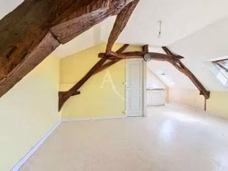 location appartement 2 pièces à chalonnes-sur-loire (49290) : à louer 2 pièces / 25m² chal