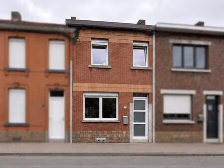 maison 2 ch + bureau avec jardin