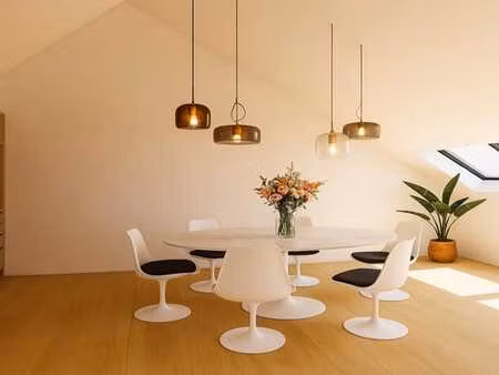 duplex clé-sur-porte lumineux à deux pas de la place keym