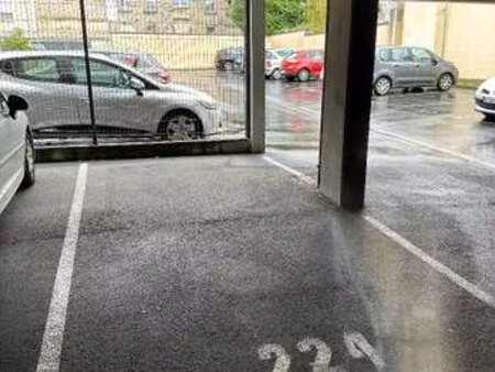 location garage box et parking à cherbourg-octeville (50100) : à louer / cherbourg-octevil