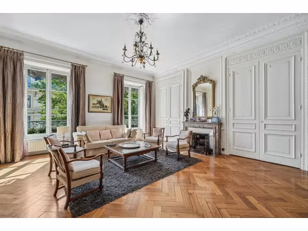 appartement de luxe à vendre dans le quartier tête d'or-foch-vitton