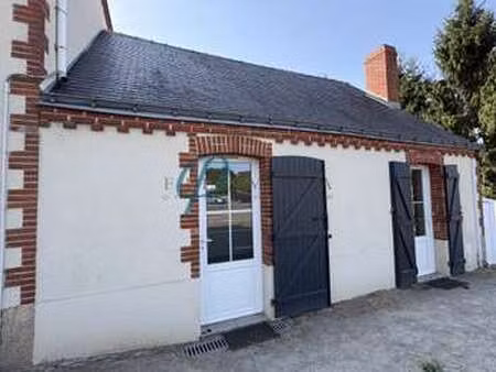 location maison à sucé-sur-erdre (44240) : à louer / 41m² sucé-sur-erdre