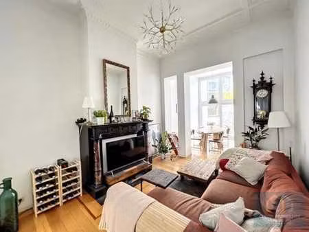 duplex 2ch non meublé-standing + cour eu district