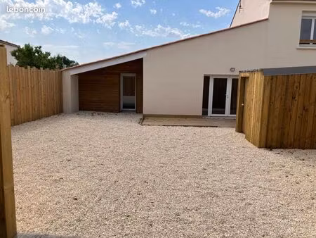 maison avec cour
