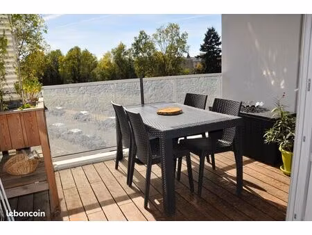 appart t2 bron avec garage