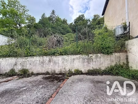 vente parking 49 m²