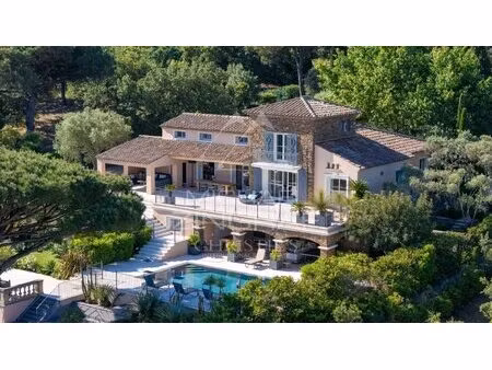 proche saint-tropez - villa vue mer panoramique