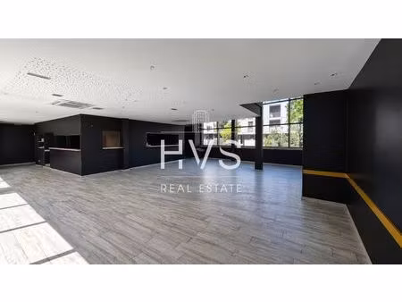 location local commercial 600m² vitrolles 13127