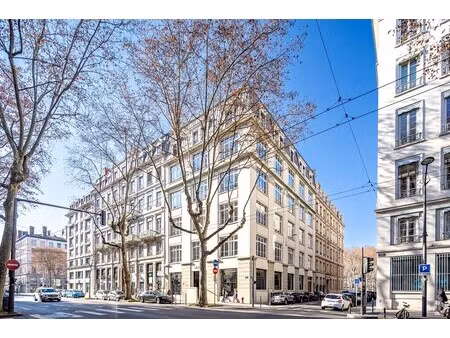 location bureaux 80 m² à 273 m²