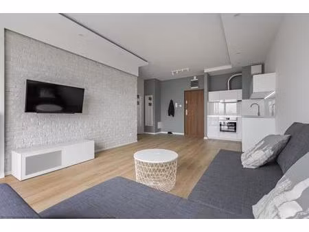 disponibilité immédiate** studio au cœur du village des athlètes **