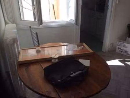 location appartement 3 pièces meublé à bordeaux (33000) : à louer 3 pièces meublé / 35m² b