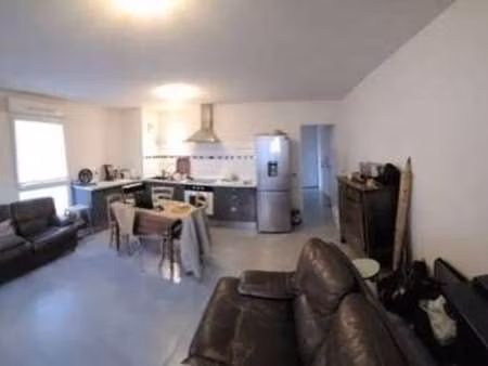 location appartement 3 pièces meublé à montpellier (34000) : à louer 3 pièces meublé / 55m