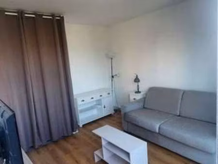 location appartement t1 meublé à nîmes (30000) : à louer t1 meublé / 23m² nîmes