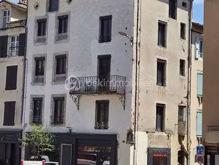 maison de 250 m² à langogne