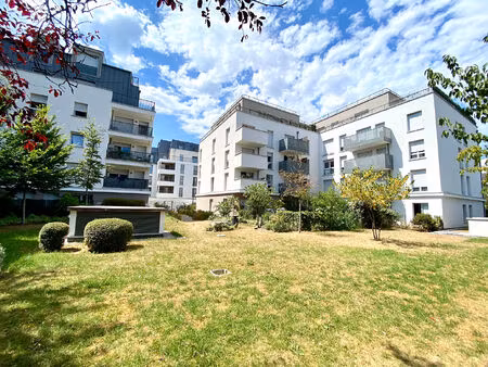 appartement 5 pièces, 3 chambres, residence de 2021 !