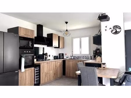 st julien l'ars - plain-pied - 4 chambres - garage