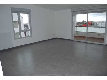 location appartement 4 pièces 97 m² à blagnac (31700)