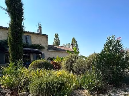 maison de prestige de 157 m2 en vente saint-caprais-de-bordeaux, france