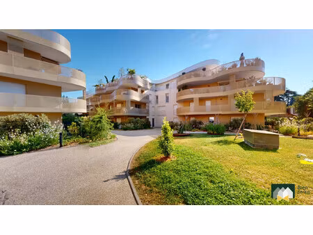 superbe t2 en rez de jardin - chanzy garden