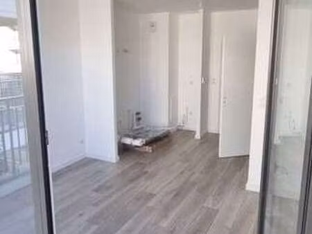 location appartement t1 à colombes (92700) : à louer t1 / 28m² colombes