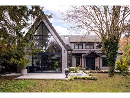 propriété avec maison familiale & atelier